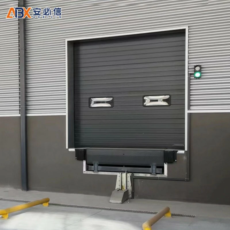 菏泽翻板提升门